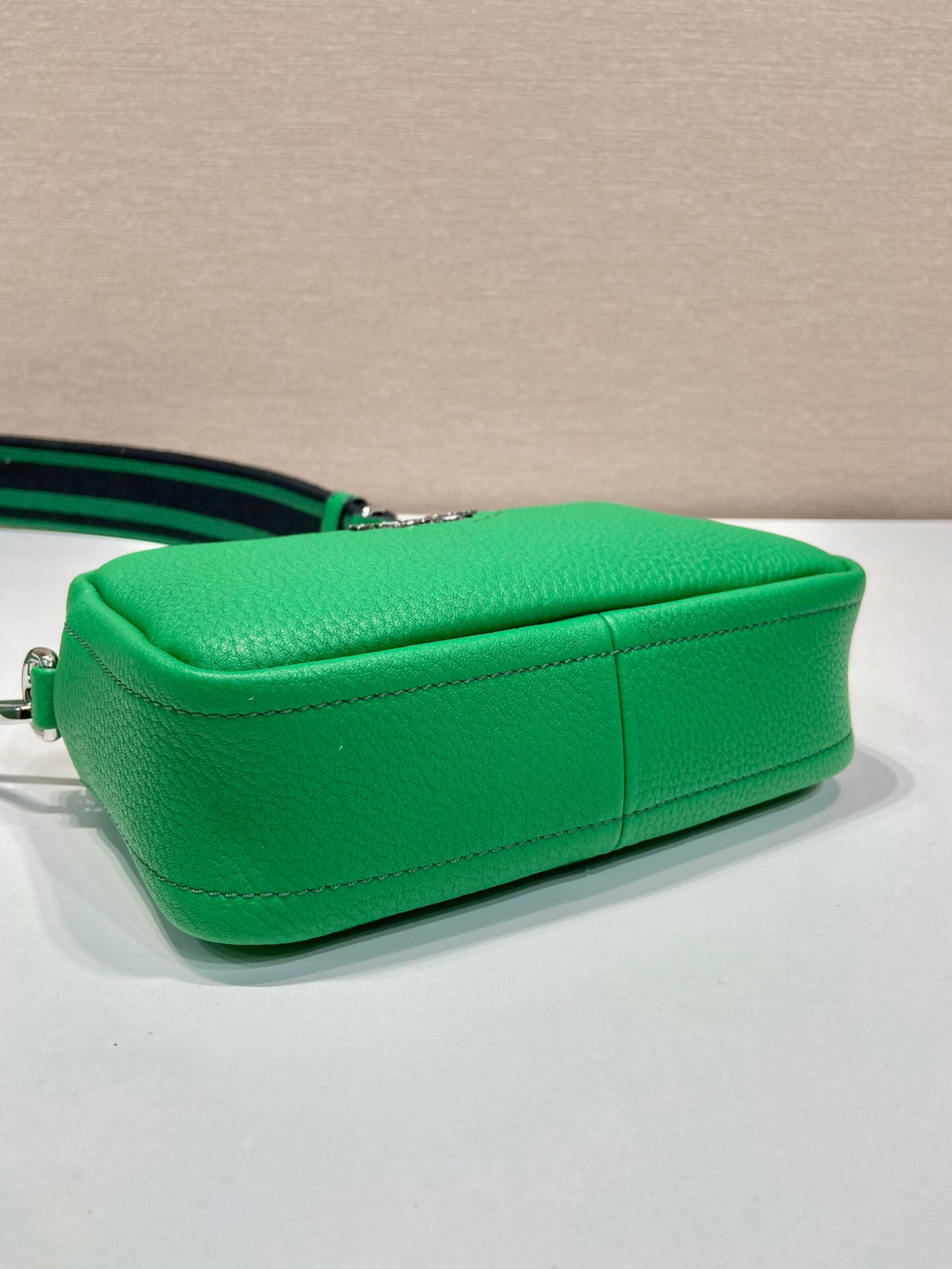 Prada Small Shoulder Bag In Green For Women 7.5in/ 19cm 1BH192_2DKV_F0YFM_V_3OO