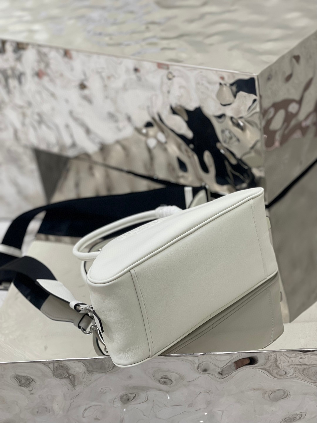 Prada Triangle Bag White/Black For Women 9.8 in / 25 cm 1BB082_2BYA_F0009_V_NEO