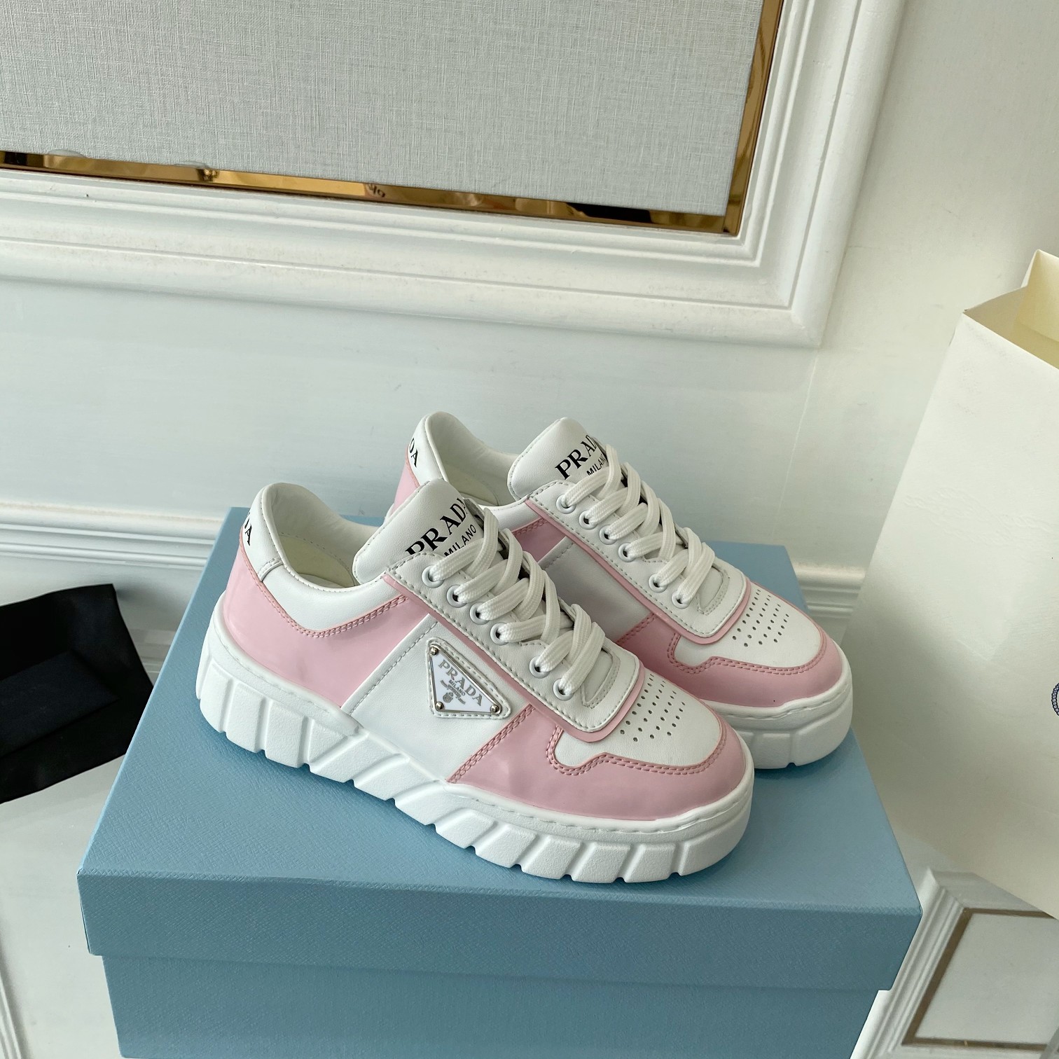 Prada Women’s Gabardine Sneakers Pink For Women LV