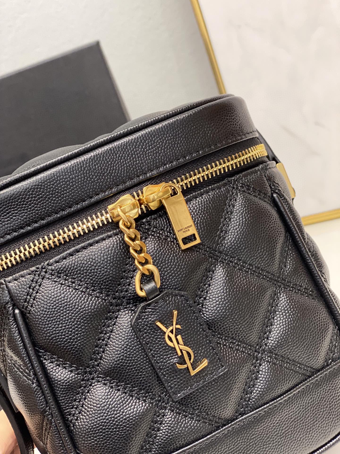 Saint Laurent 80’s Vanity Bag In Carré-Quilted Grain De Poudre Black For Women 6.4in/16.5cm YSL 649779DME271000