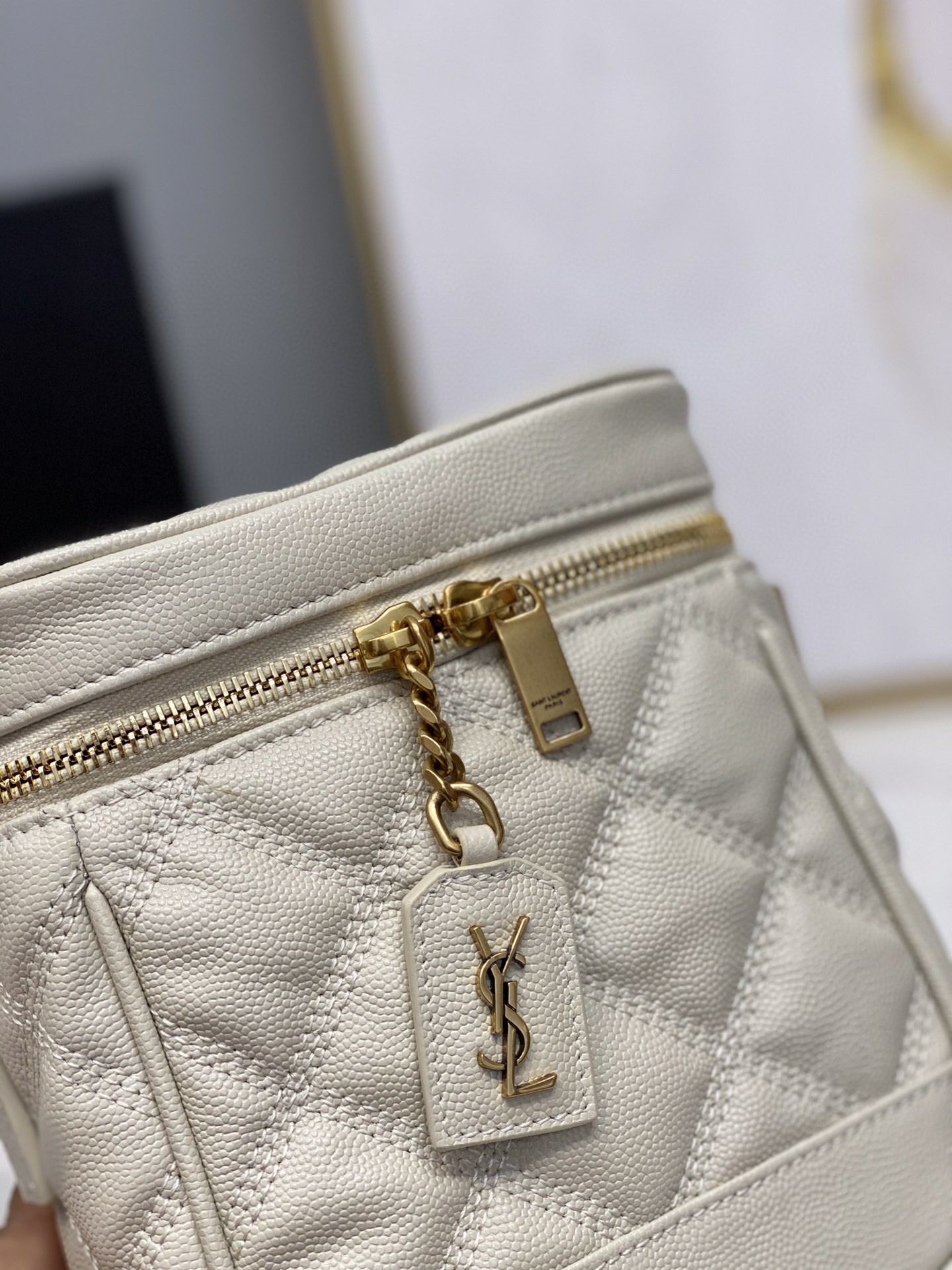 Saint Laurent 80’s Vanity Bag In Carré-Quilted Grain De Poudre White For Women 6.4in/16.5cm YSL 649779DME279207