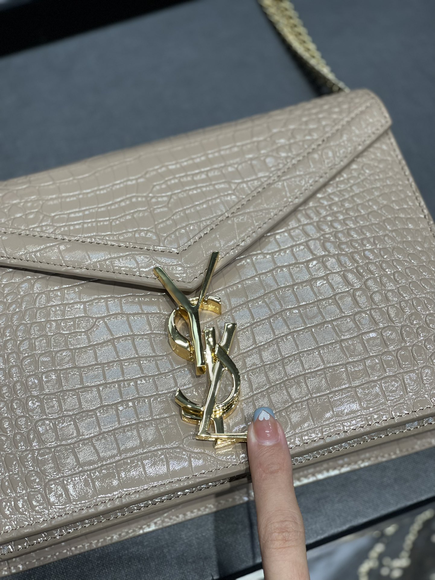 Saint Laurent Cassandra Medium Chain Bag Dark Beige In Grain De Poudre Embossed For Women 8.6in/22cm YSL 532750DND0J2721