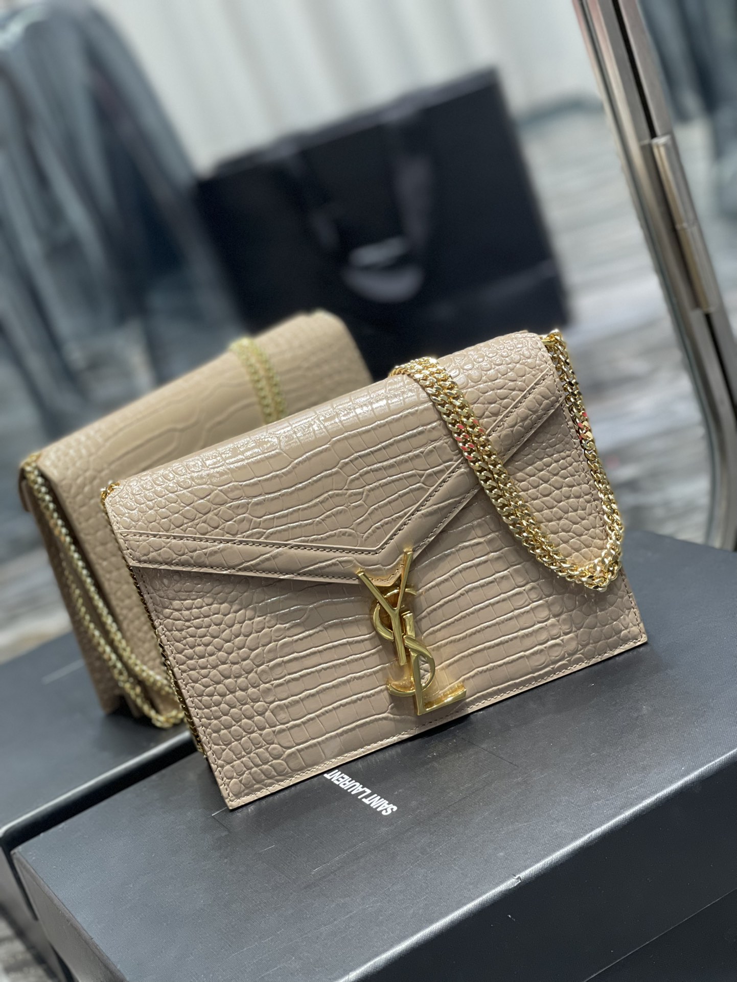 Saint Laurent Cassandra Medium Chain Bag Dark Beige In Grain De Poudre Embossed For Women 8.6in/22cm YSL 532750DND0J2721