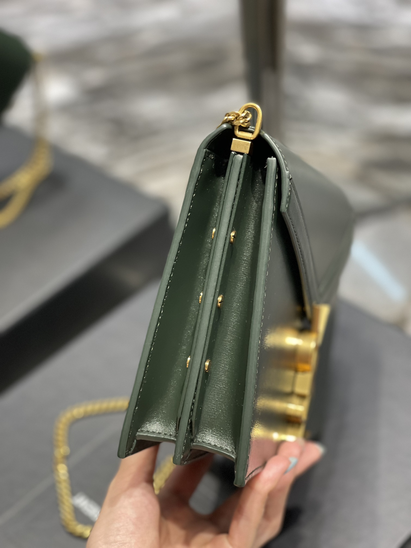 Saint Laurent Cassandra Medium Chain Bag In Grain De Poudre Embossed 22cm