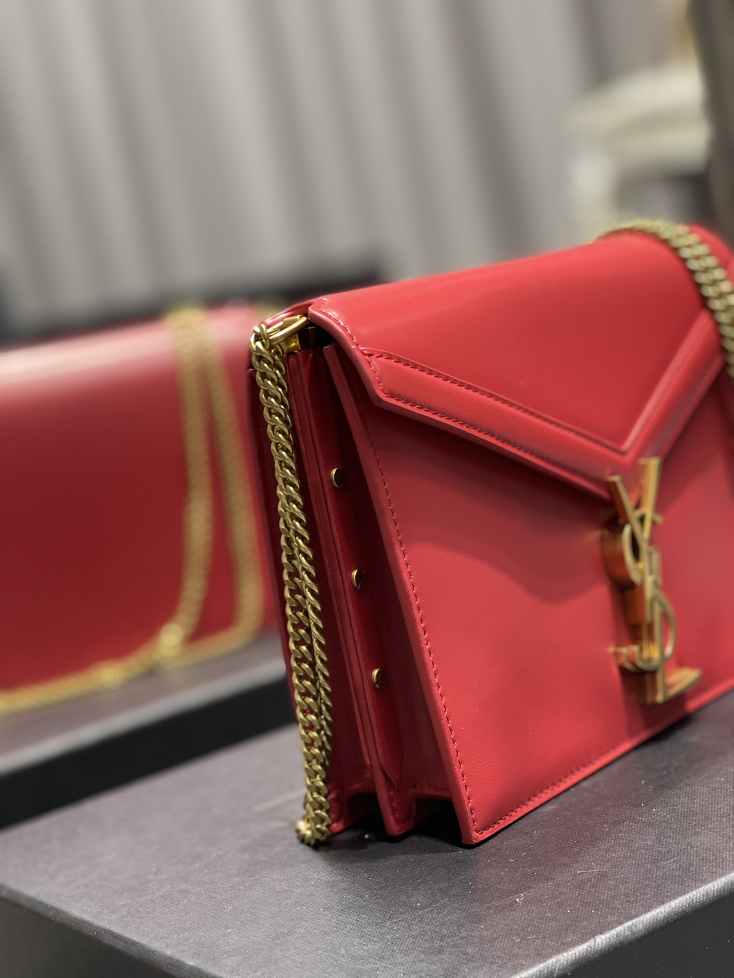 Saint Laurent Cassandra Medium Chain Bag Rouge Opyum In Grain De Poudre Embossed For Women 8.6in/22cm YSL 532750BOW0W6008