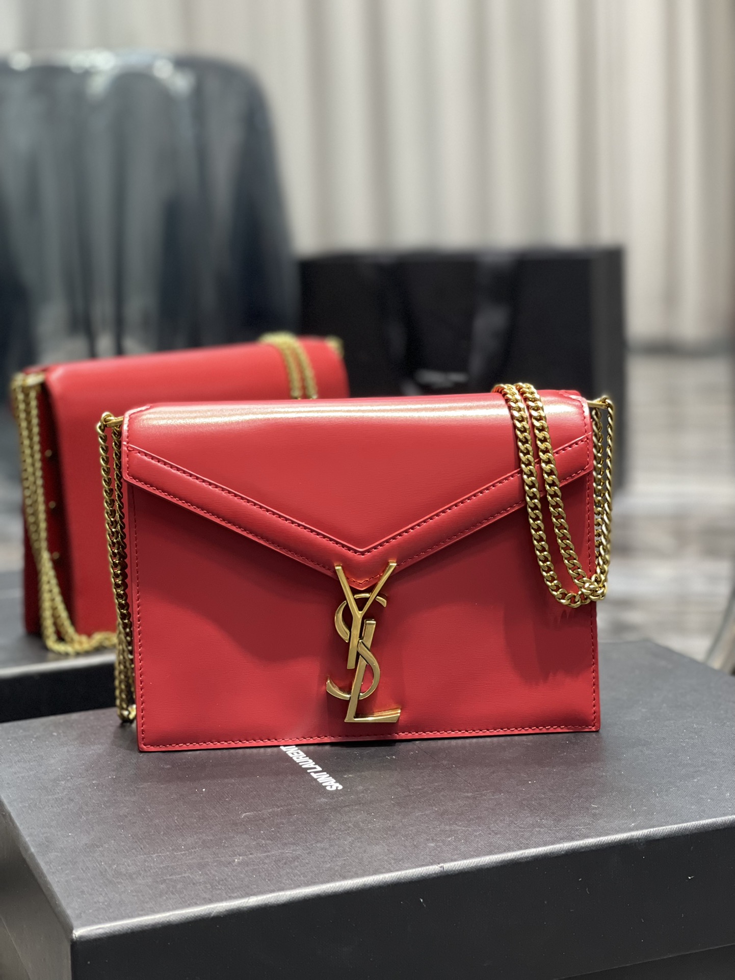 Saint Laurent Cassandra Medium Chain Bag Rouge Opyum In Grain De Poudre Embossed For Women 8.6in/22cm YSL 532750BOW0W6008
