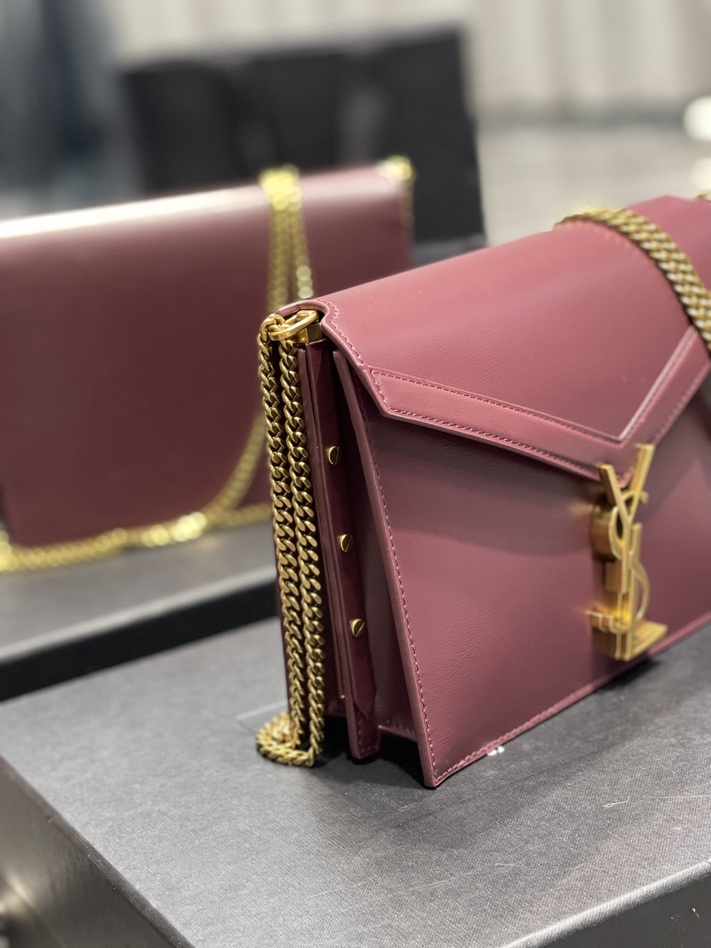 Saint Laurent Cassandra Medium Chain Bag Rouge Opyum In Grain De Poudre Embossed For Women 8.6in/22cm YSL 532750BOW0W6008