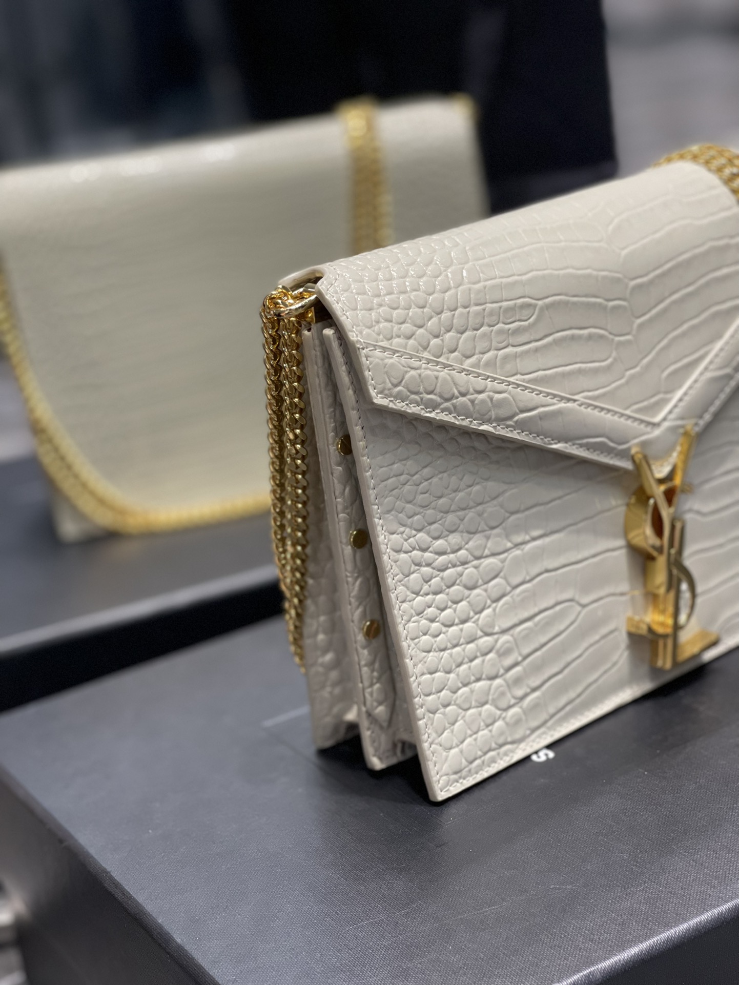 Saint Laurent Cassandra Medium Chain Bag White In Grain De Poudre Embossed For Women 8.6in/22cm YSL