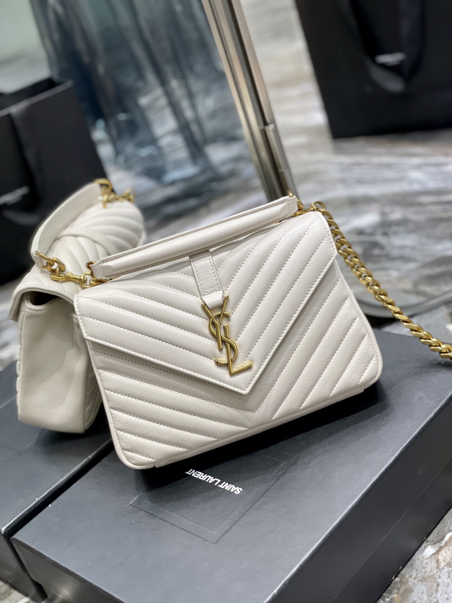 Saint Laurent College Medium Chain Bag White Gold Toned Hardware For Women 9.4in/24cm YSL 600279BR