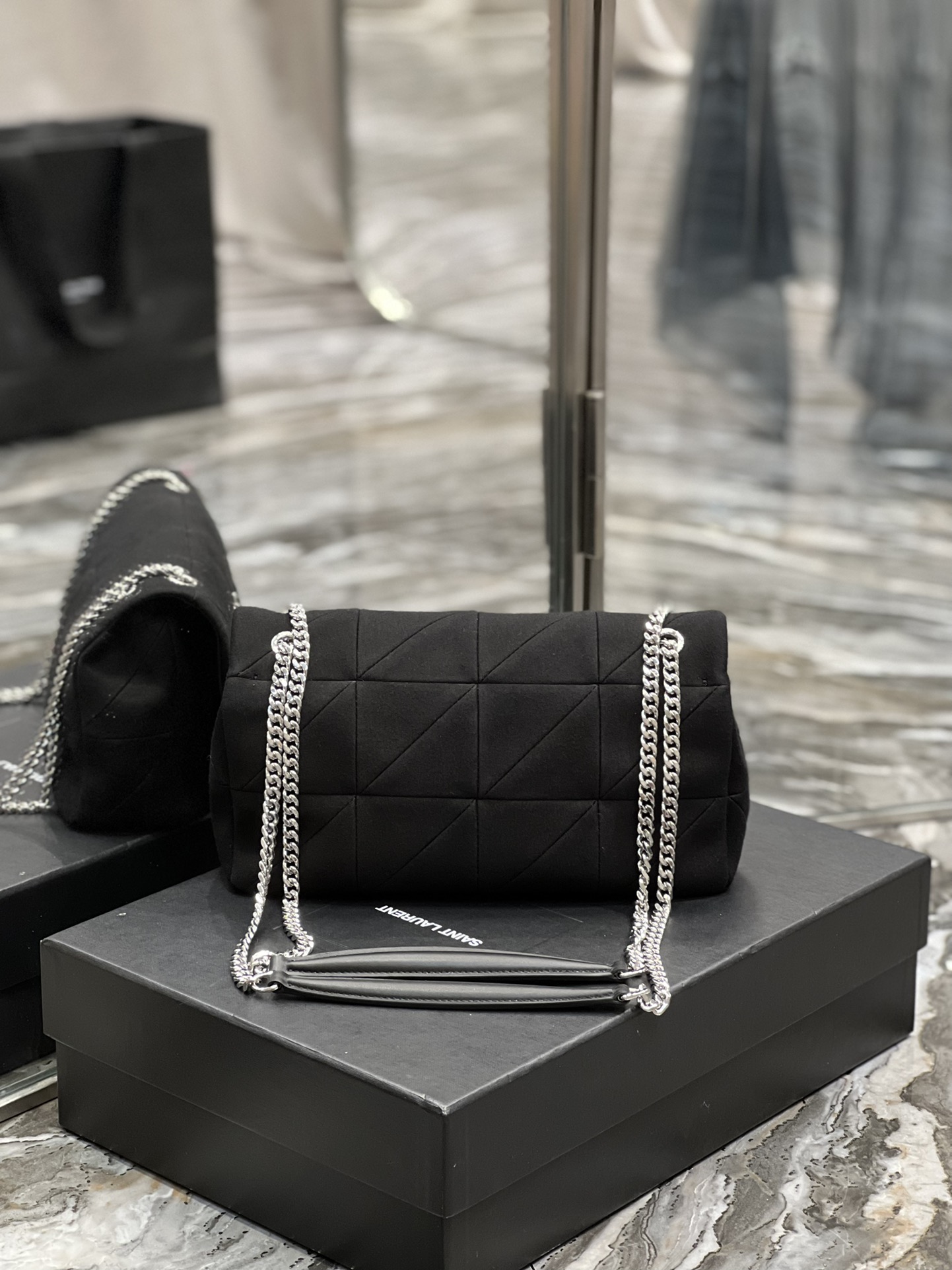 Saint Laurent Jamie Medium Chain Bag Black  For Women, Women’s Bags 9.4in/24cm YSL