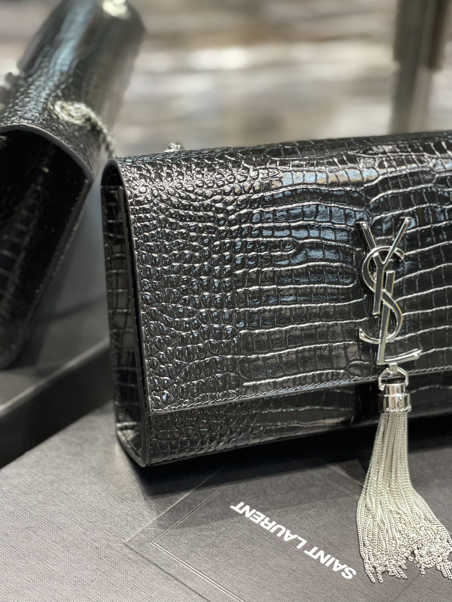 Saint Laurent Kata Medium Chain Bag Black With Tassel For Women 9.4in/24cm YSL 354119DND0N1000