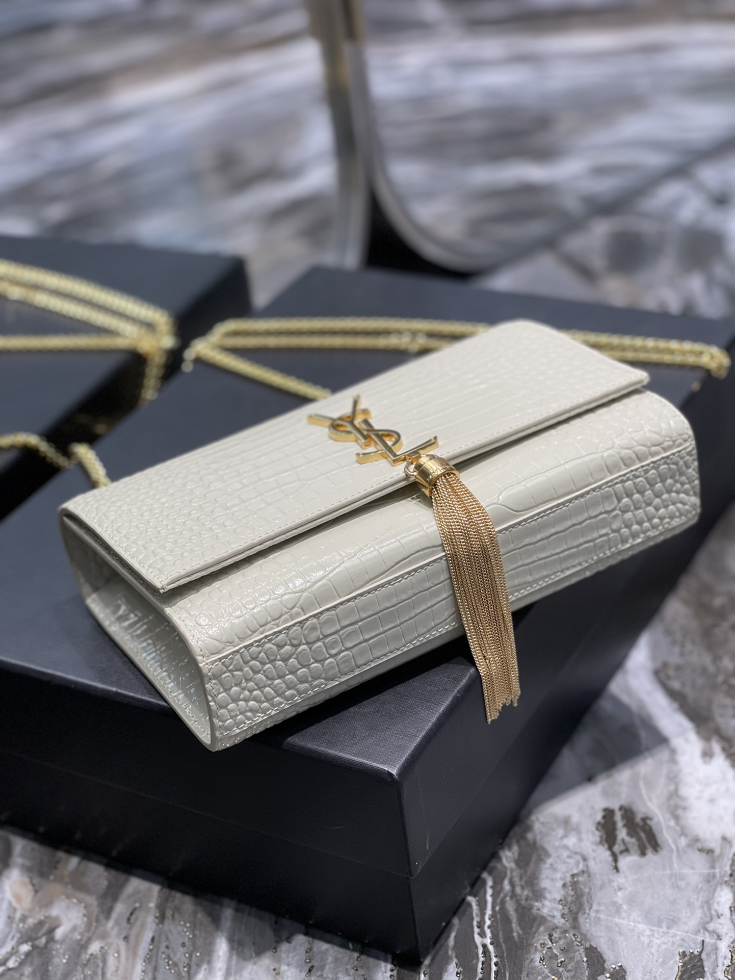Saint Laurent Kata Medium Chain Bag White Vintage With Tassel For Women 9.4in/24cm