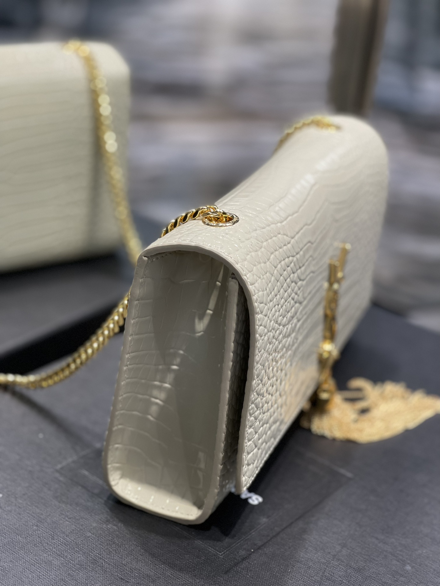Saint Laurent Kata Medium Chain Bag White Vintage With Tassel For Women 9.4in/24cm