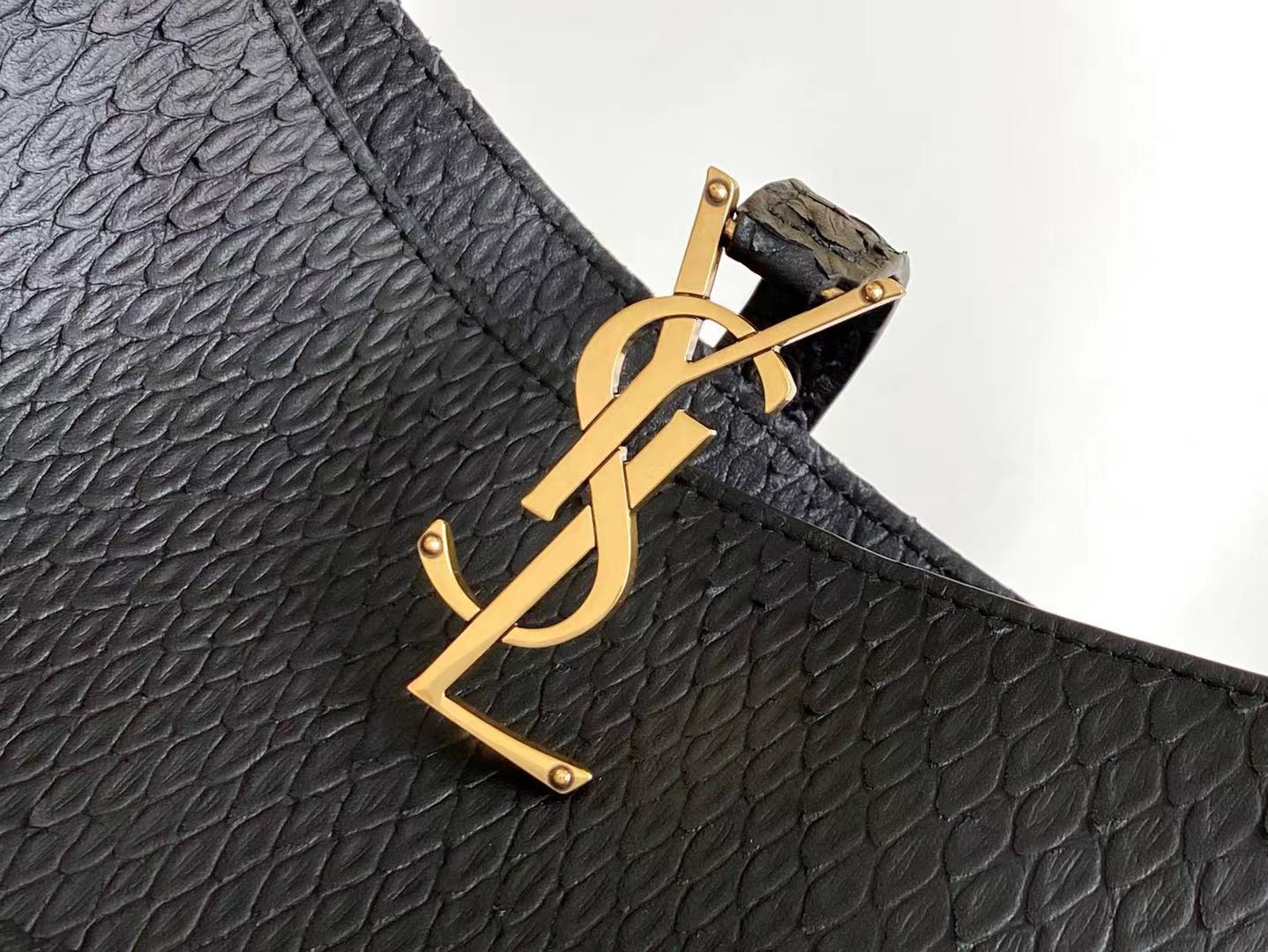 Saint Laurent LE 5 À 7 Hobo Bag Black Material For Women 9in/23cm YSL 657228EAAAU1000