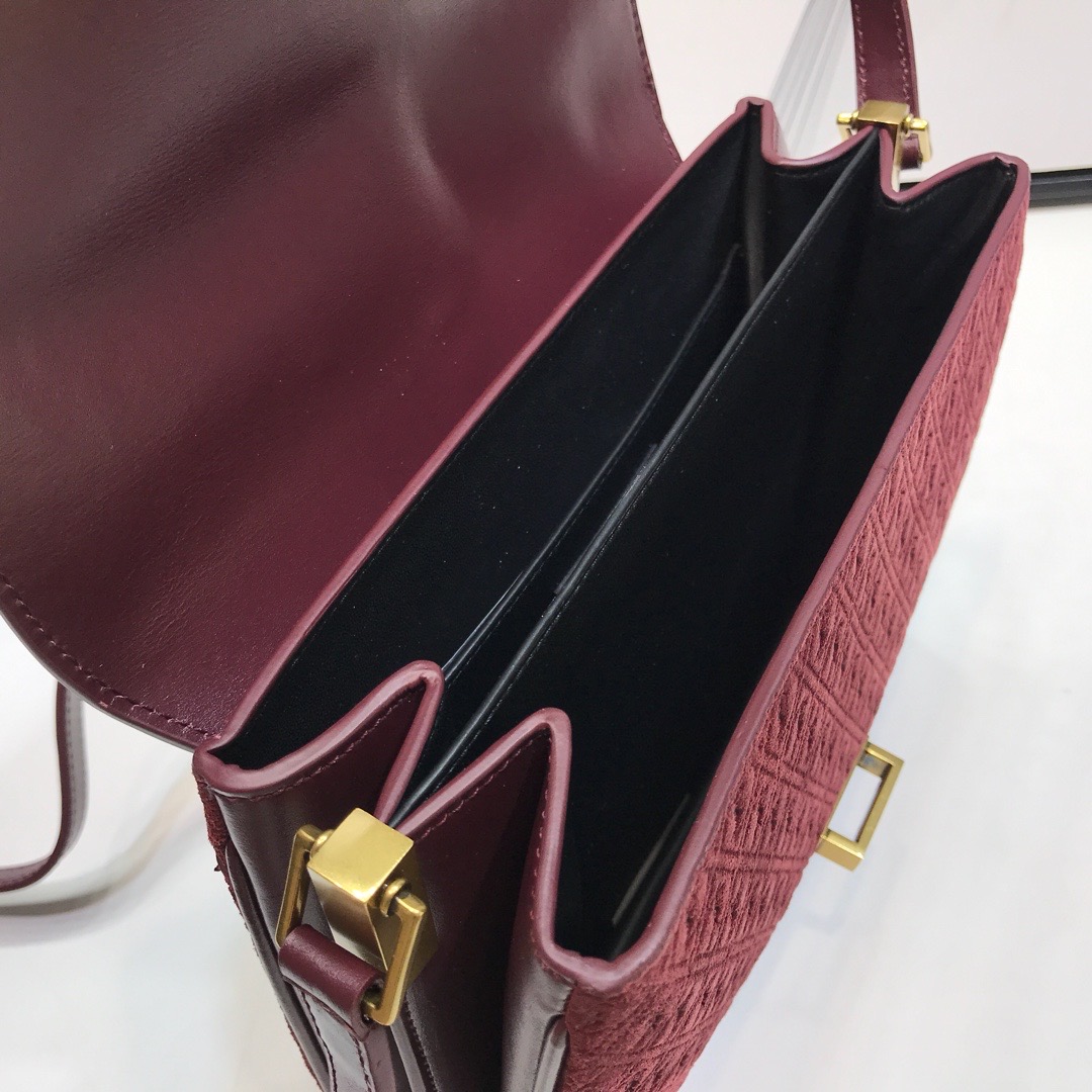 Saint Laurent Le Monogramme Small Satchel In Monogram Canvas And Smooth Bungurdy For Women 9in/23cm YSL