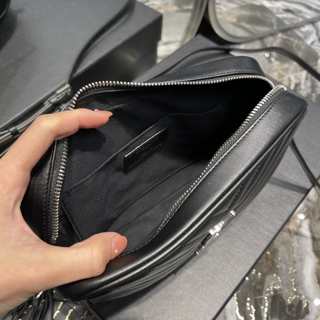 Saint Laurent Lou Camera Bag Black With Silver Toned Hardware For Women 9in/23cm YSL 612544DV7041000
