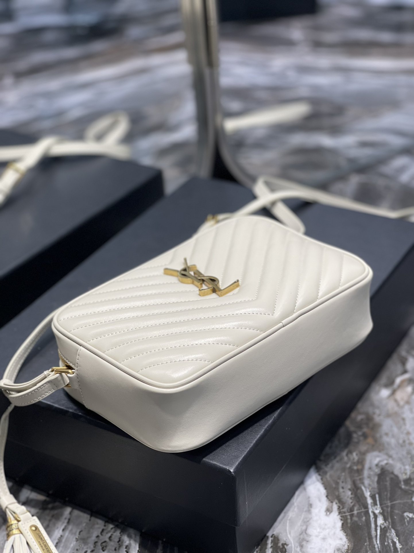 Saint Laurent Lou Camera Bag White With Gold Toned Hardware For Women 9in/23cm