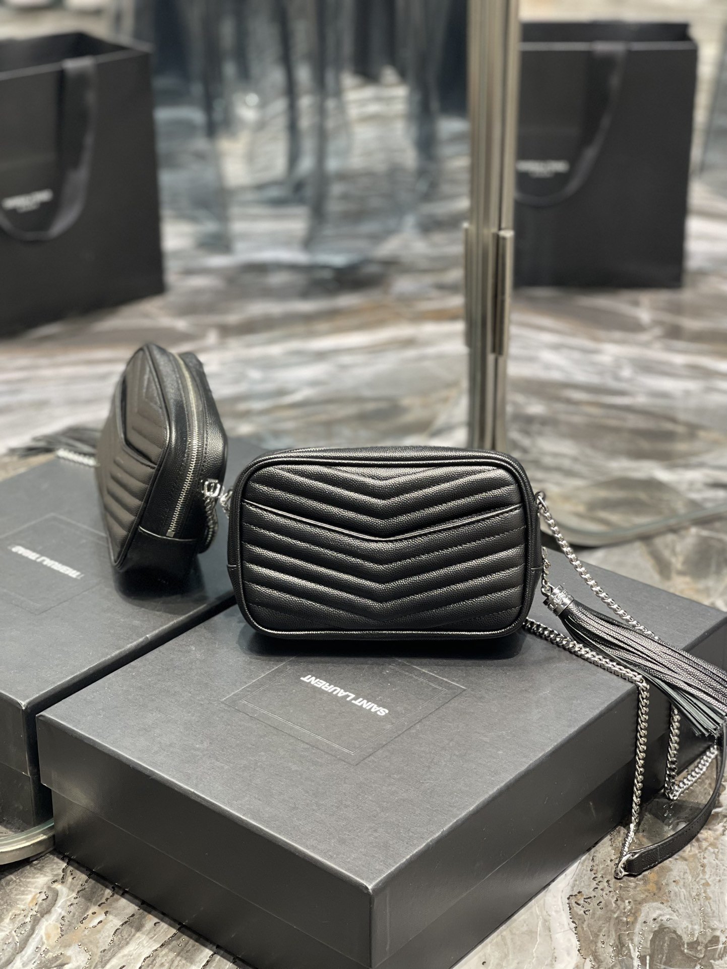 Saint Laurent Lou Mini Bag Black In Quilted Grain De Poudre With Silver Toned Hardware For Women 7.4in/19cm YSl 6125791GF021000