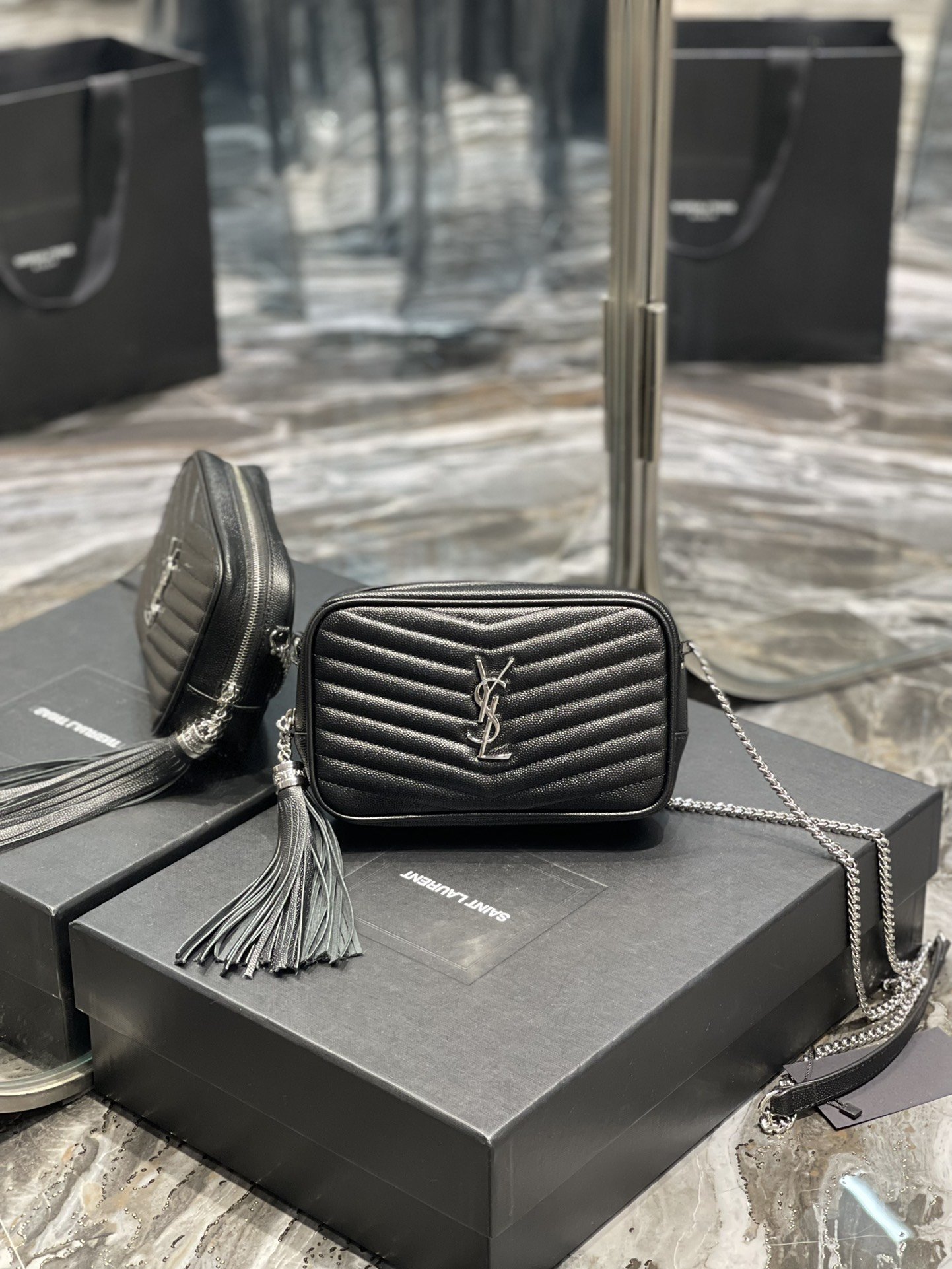 Saint Laurent Lou Mini Bag Black In Quilted Grain De Poudre With Silver Toned Hardware For Women 7.4in/19cm YSl 6125791GF021000
