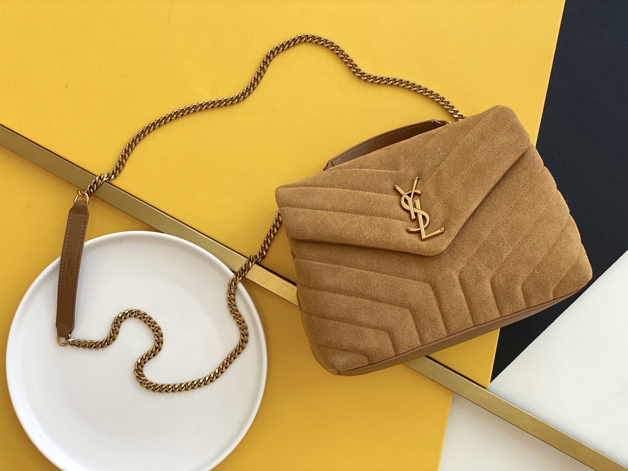 Saint Laurent Loulou Small Chain Bag In “Y” Brown With Gold Hardware For Women 9.8in/23cm YSL 4946991U8C77761