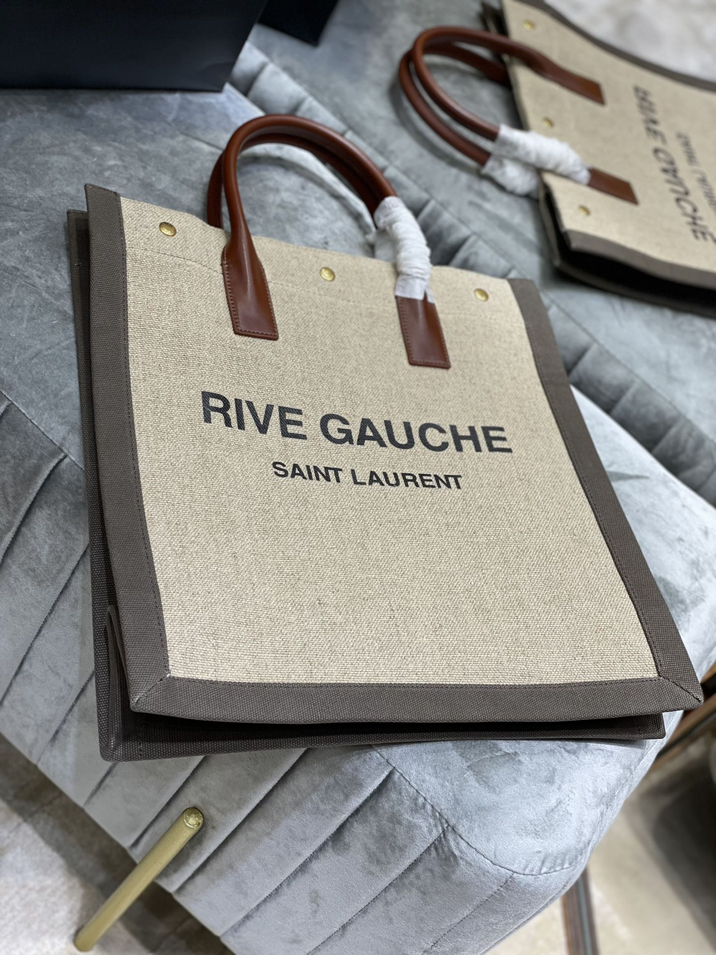 Saint Laurent Rive Gauche North/South Tote Bag In Printed Linen For Women 15.3in/39cm YSL 632539FAABR9083