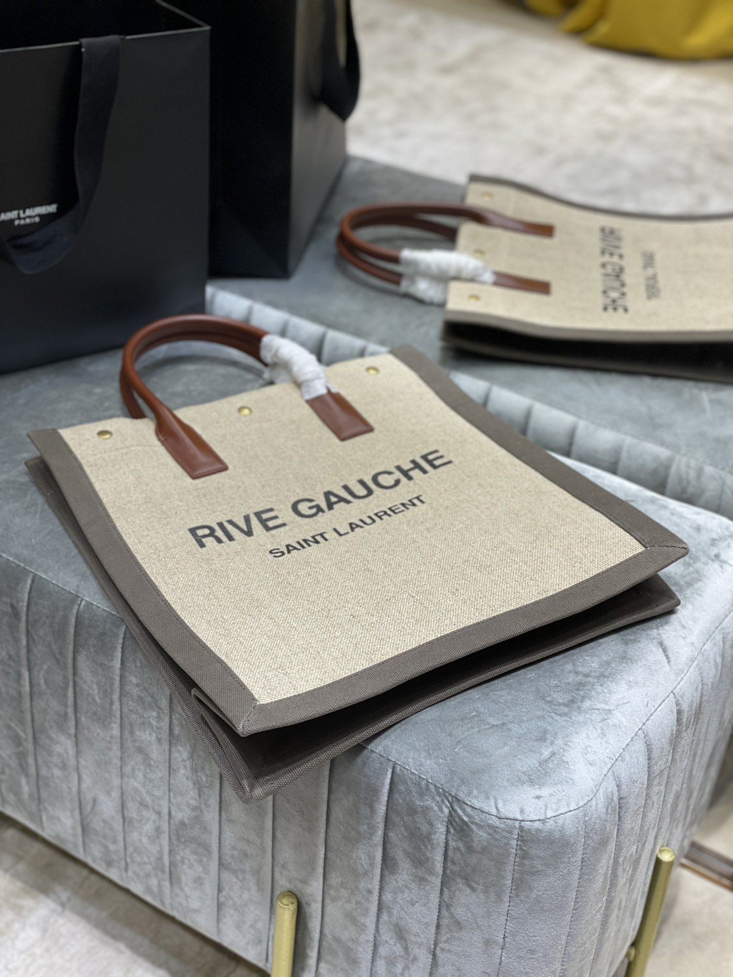 Saint Laurent Rive Gauche North/South Tote Bag In Printed Linen For Women 15.3in/39cm YSL 632539FAABR9083