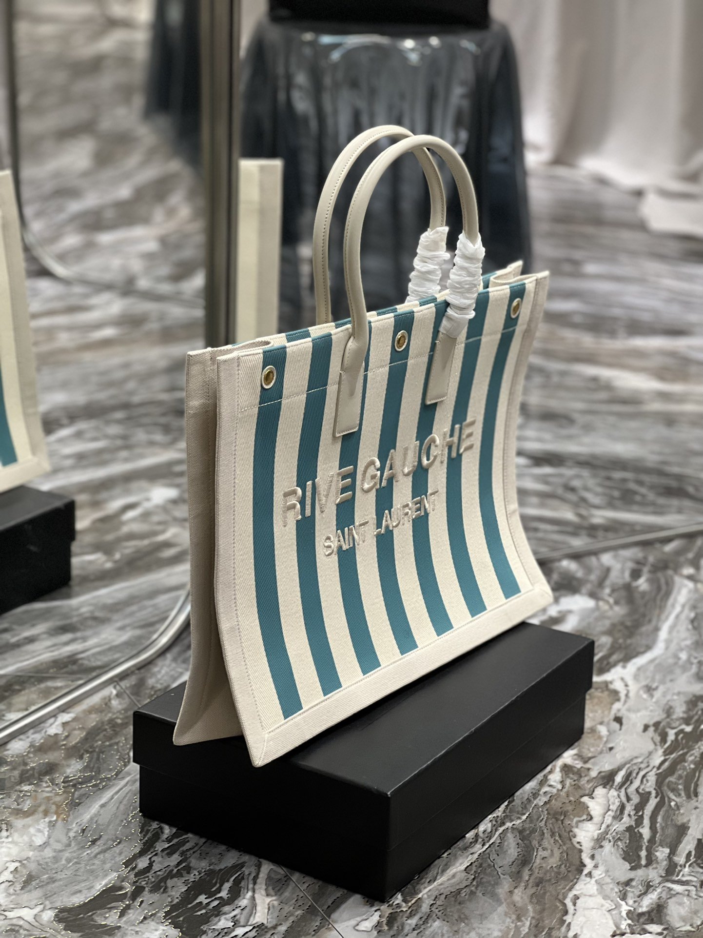 Saint Laurent Rive Gauche Tote Bag In Water Green For Women 18.9in/48cm YSL 499290FAAD51680