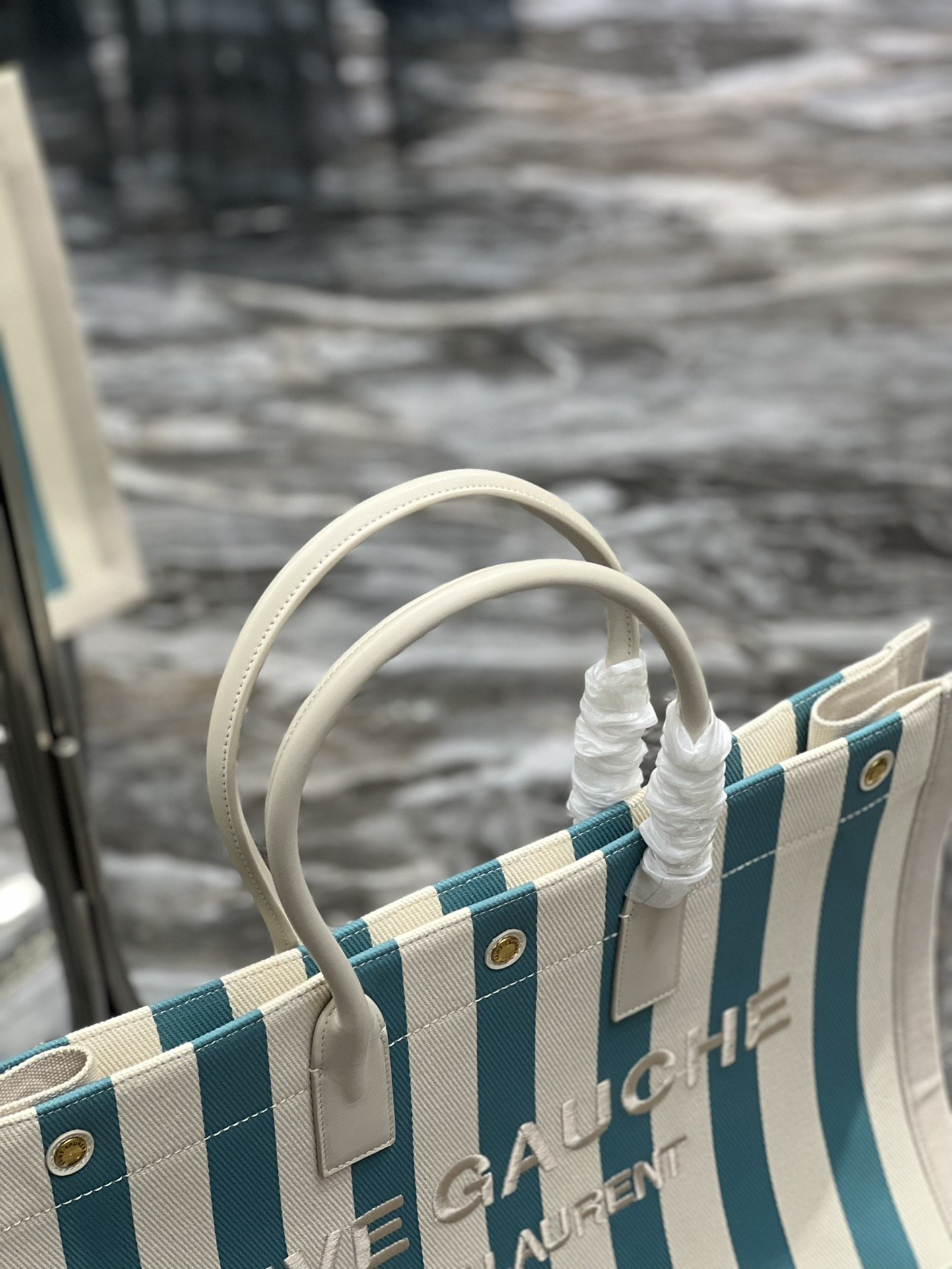 Saint Laurent Rive Gauche Tote Bag In Water Green For Women 18.9in/48cm YSL 499290FAAD51680