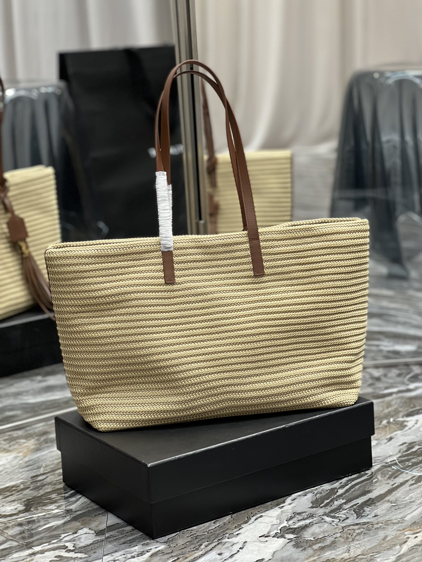 Saint Laurent Shopping E/W Beige For Women, Women’s Bags 14.6in/37cm YSL
