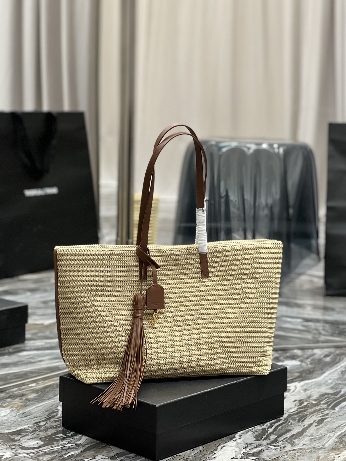 Saint Laurent Shopping E/W Beige For Women, Women’s Bags 14.6in/37cm YSL
