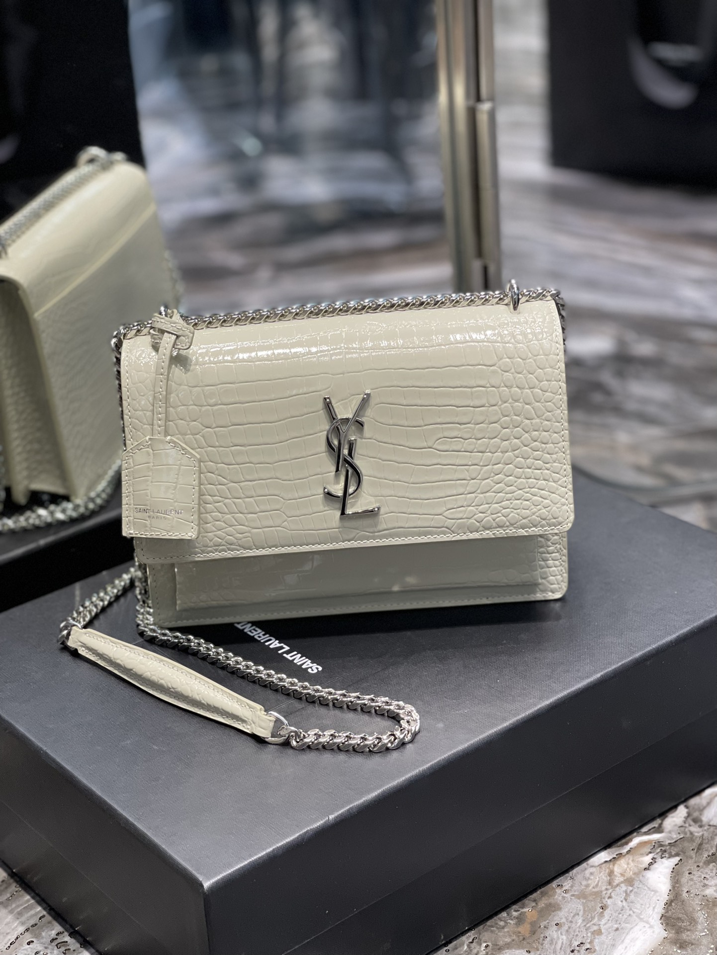 Saint Laurent Sunset Medium Chain Bag For Women 8.6in/22cm White