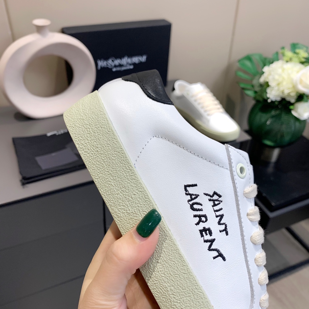 Saint Laurent Women’s Court Classic Sl/06 Embroidered Sneakers White For Women YSL 61064908G109061