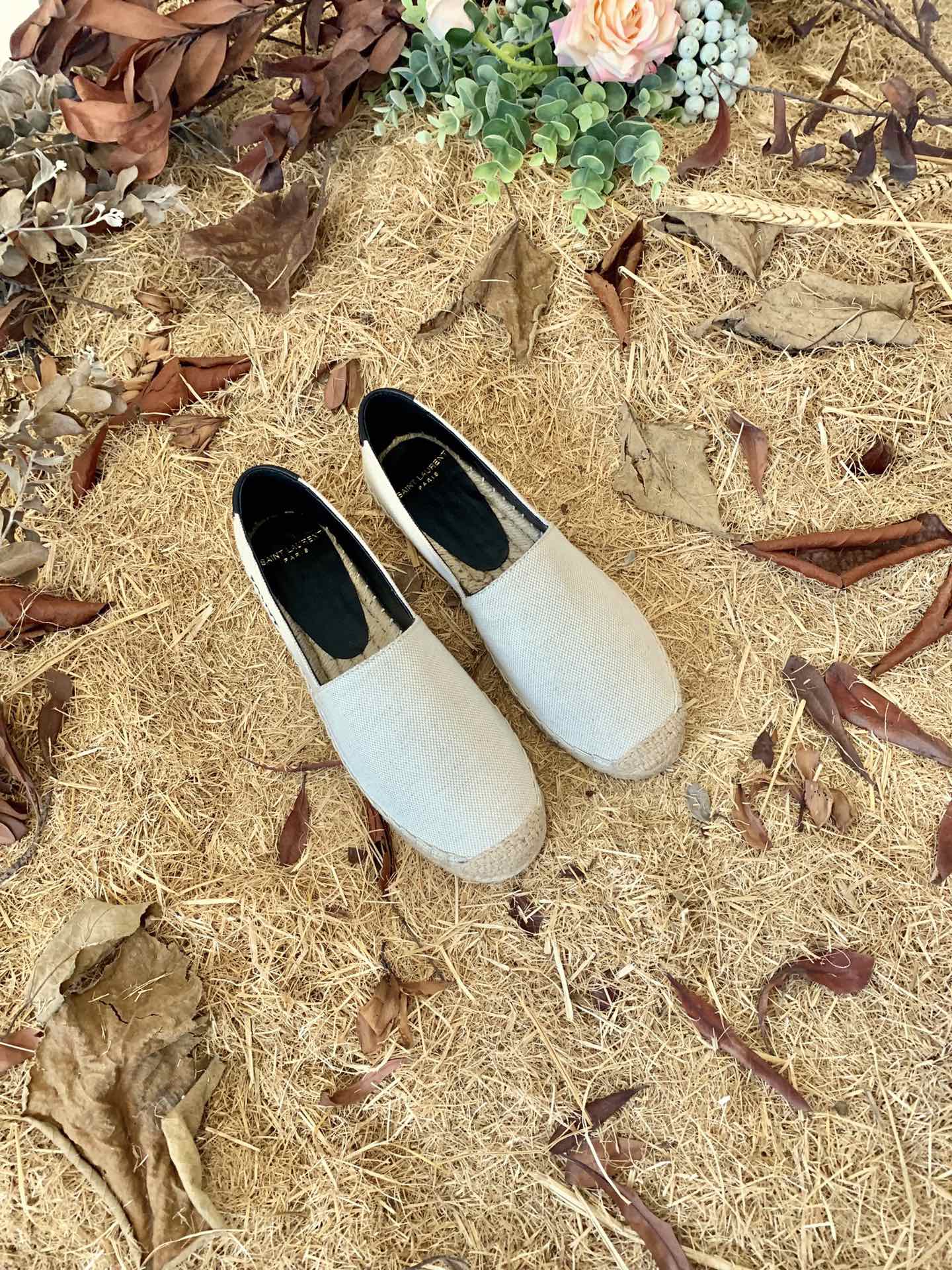 Saint Laurent Women’s Saint Laurent Embroidered Espadrilles White For Women YSL