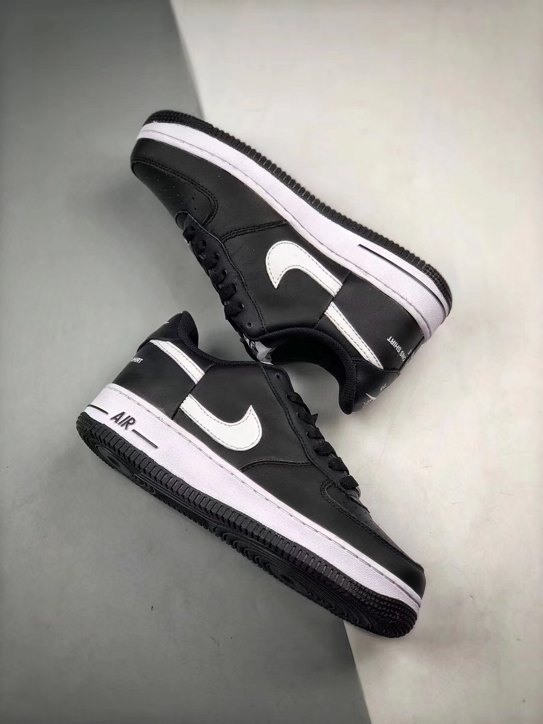 Supreme x CDG x Nike Air Force 1 Low Black/White For Sale
