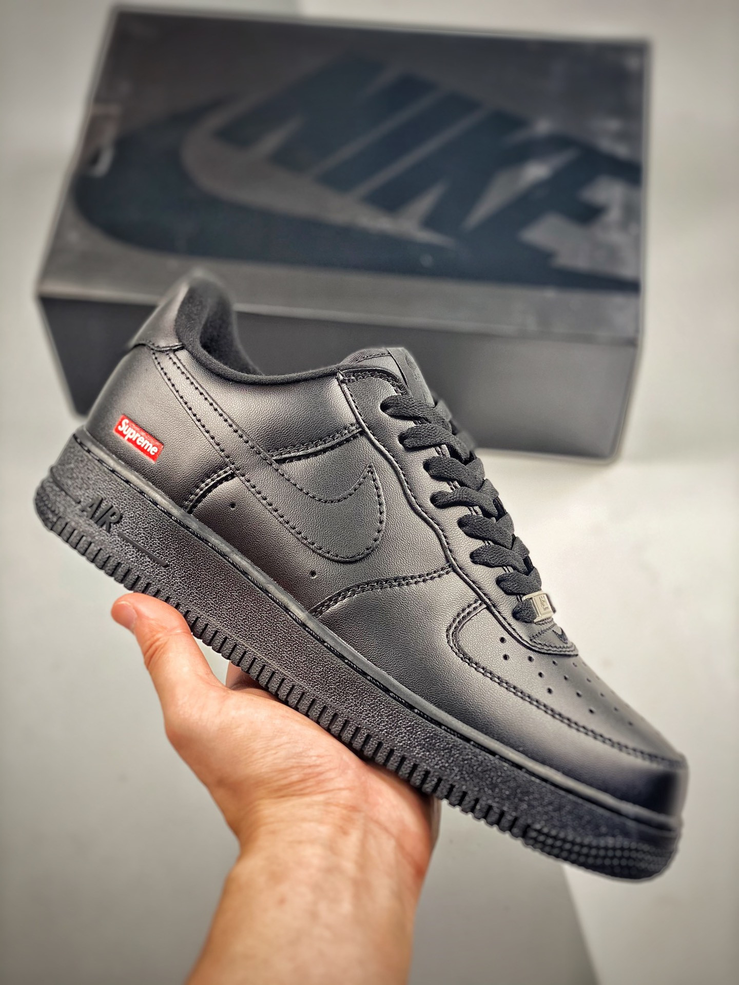 Supreme x Nike Air Force 1 Low Black For Sale