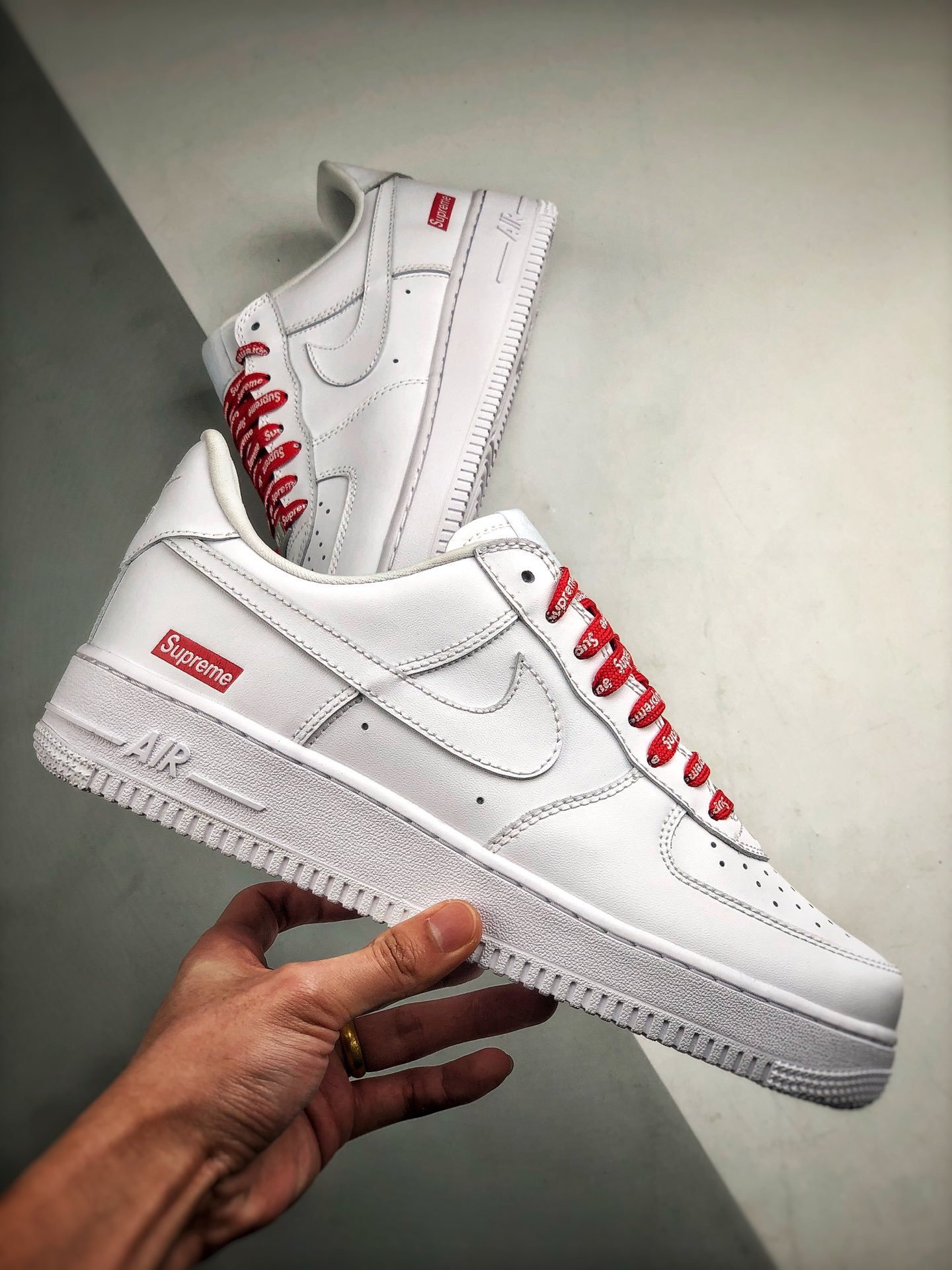 Supreme x Nike Air Force 1 Low White For Sale