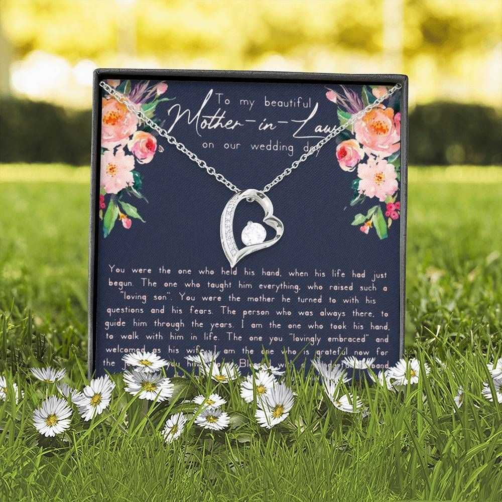 The Person Who Was Always There Interlocking Hearts Necklace For Mother-In-Law
