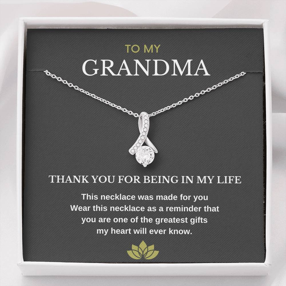 To My Grandma Alluring Beauty Necklace