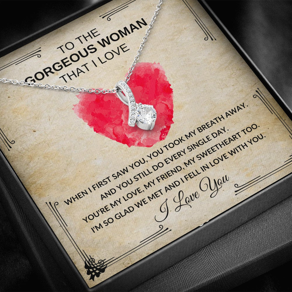To The Gorgeous Woman That I Love – Alluring Beauty Necklace