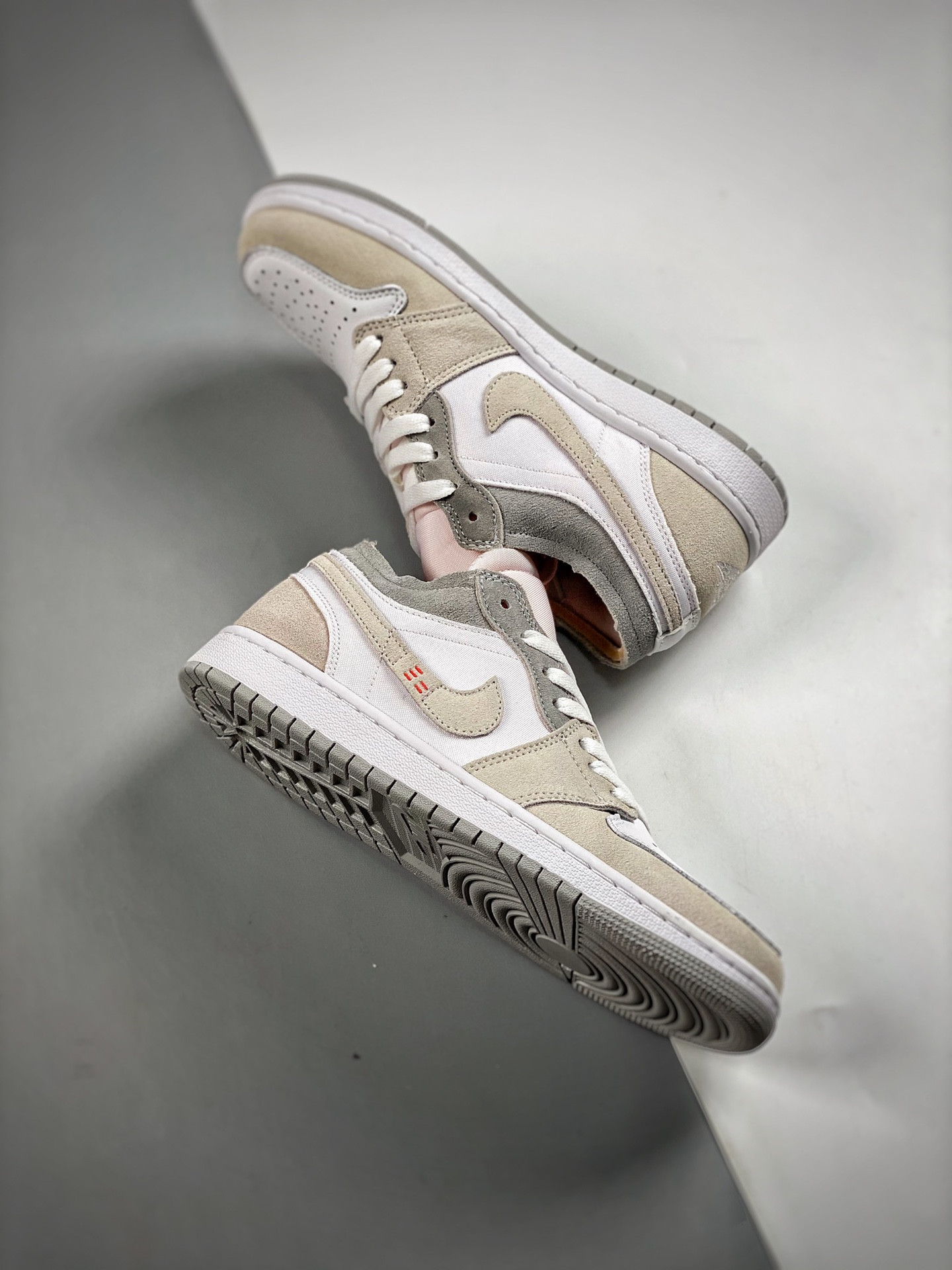 Travis Scott x Air Jordan 1 Low OG “Reverse Mocha” For Sale