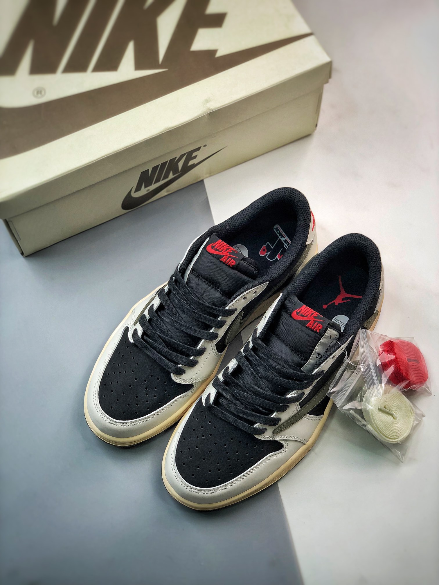 Travis Scott x Air Jordan 1 Low OG Sail/University Red-Black-Medium Olive For Sale