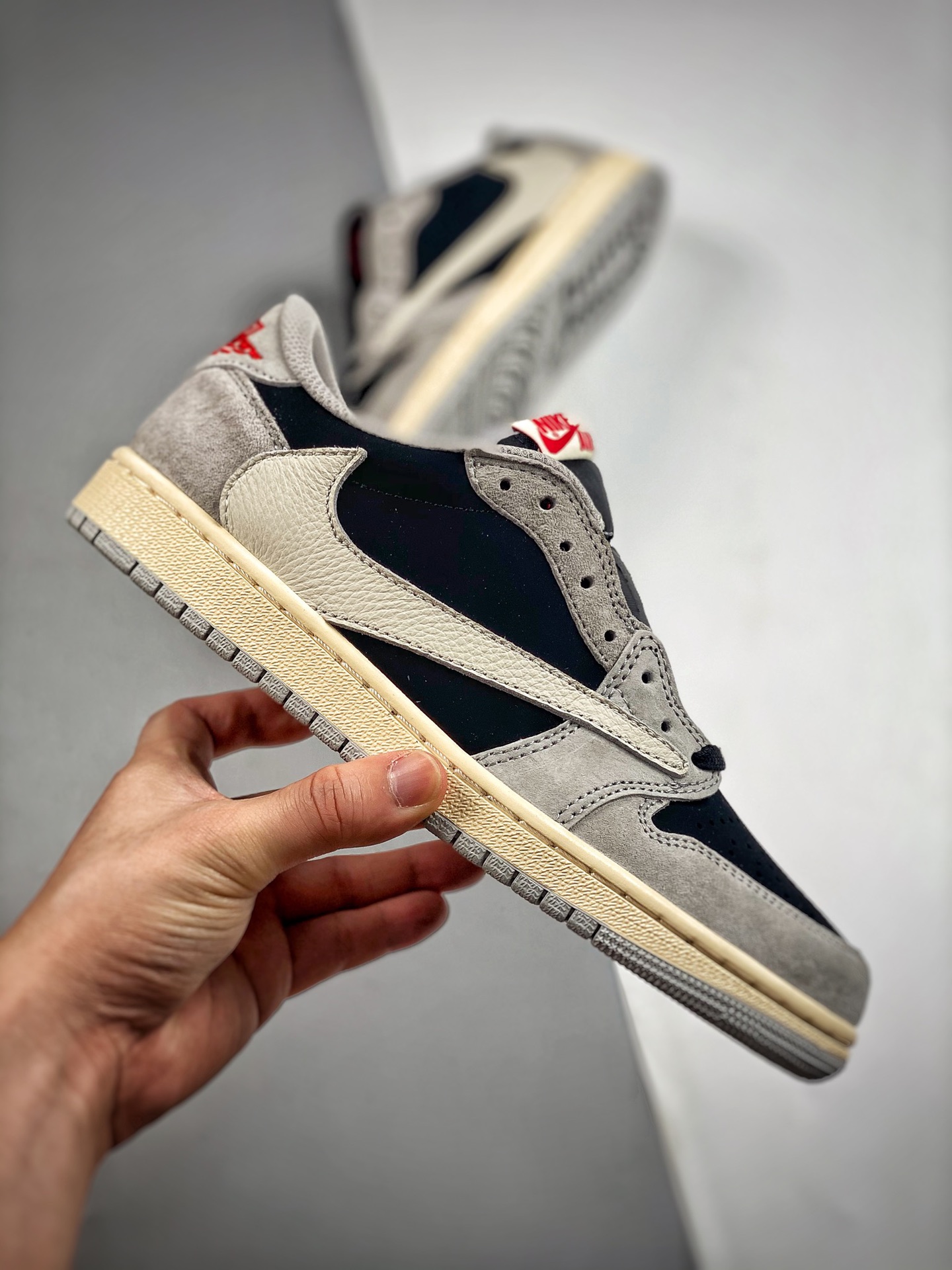 Travis Scott x Air Jordan 1 Low OG SP Grey/Black/Cream For Sale