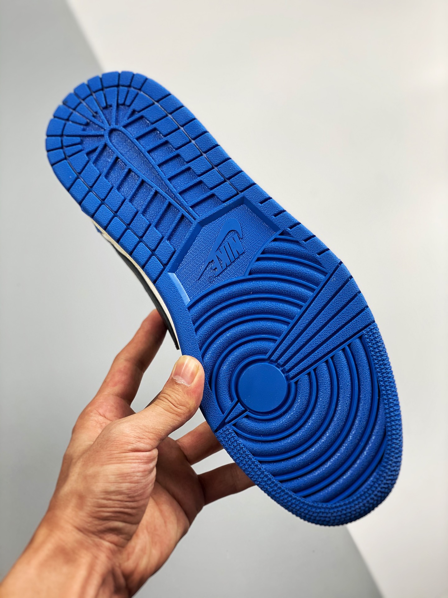 Travis Scott x Fragment x Air Jordan 1 Low OG White Blue For Sale