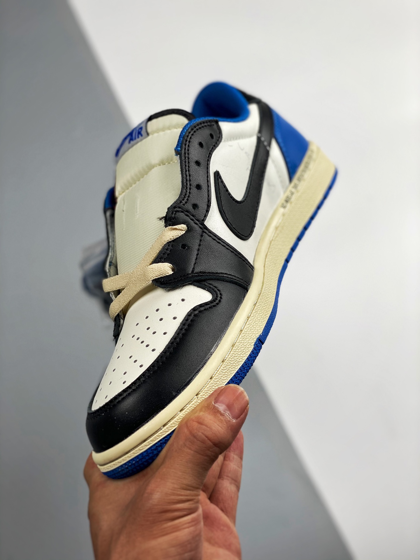 Travis Scott x Fragment x Air Jordan 1 Low OG White Blue For Sale