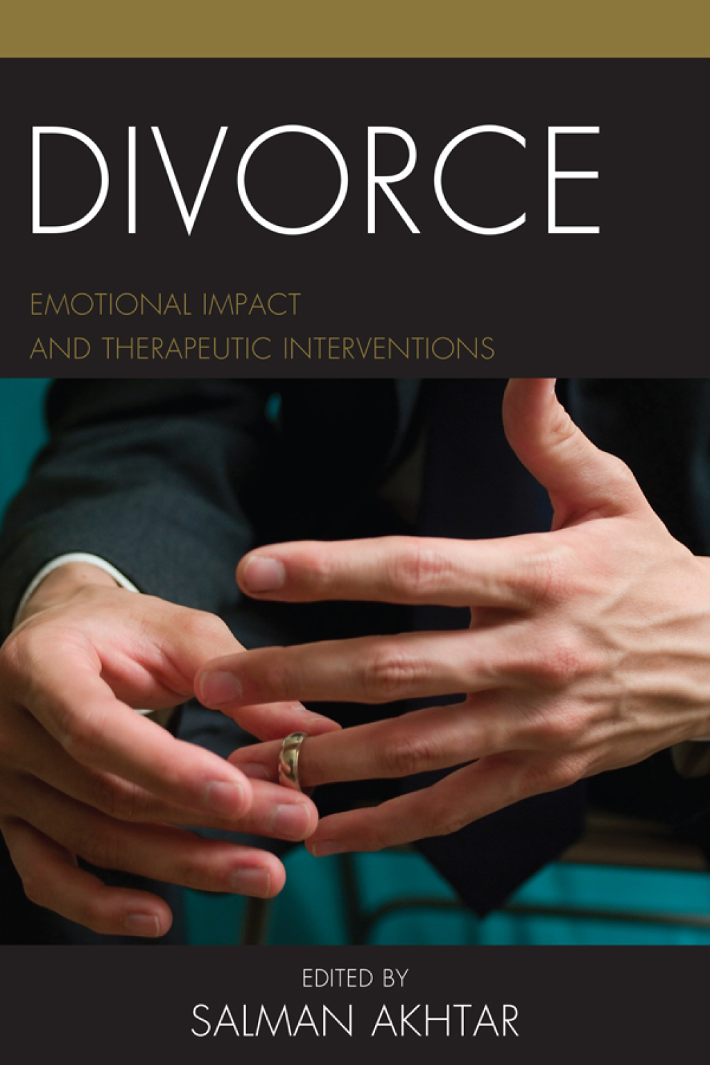 Divorce Emotional Impact and Therapeutic Interventions 