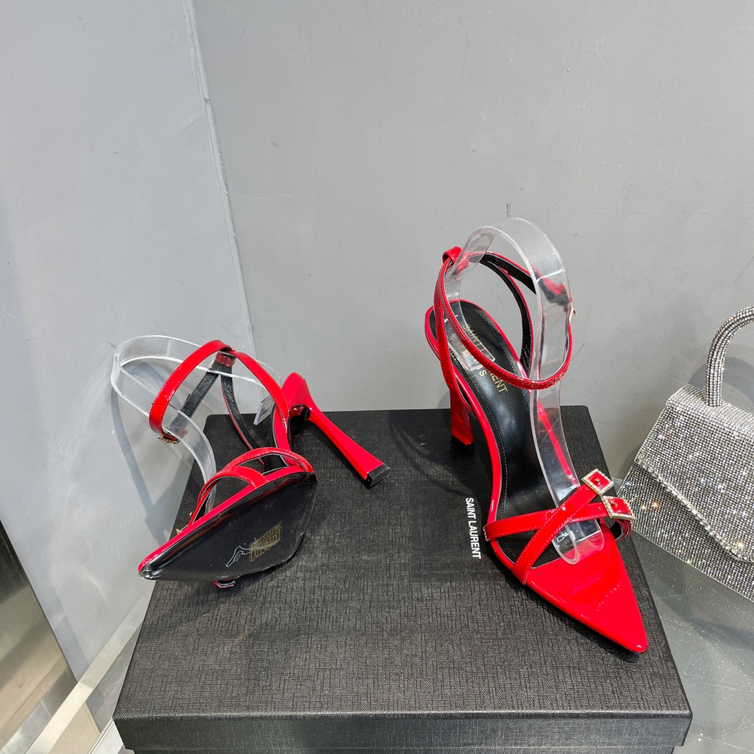 Yves Saint Laurent Lila Sandals In Patent Red For Women