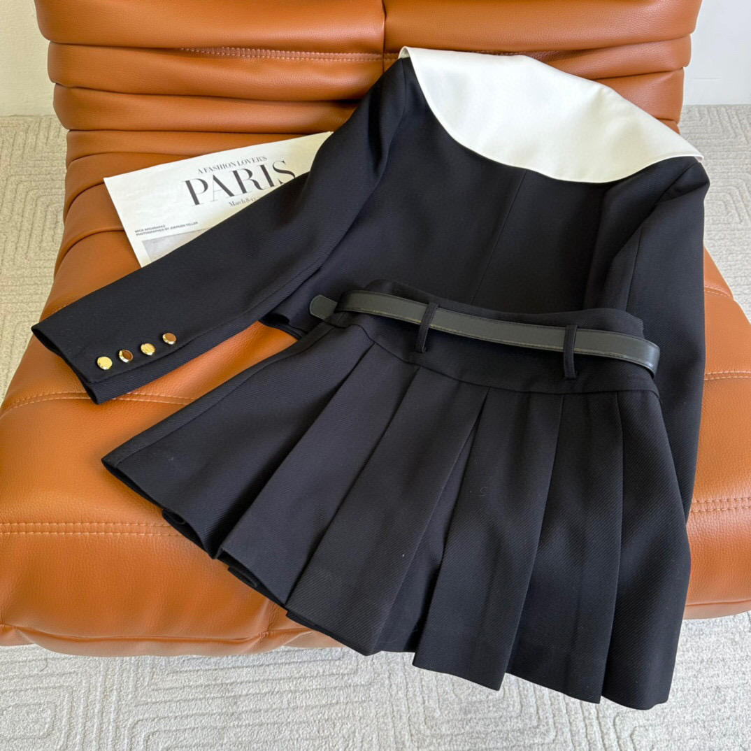 Yves Saint Laurent Set Accordion Pleat Skirt Black For Women Yves Saint Laurent Set Accordion Pleat Skirt Black For Women